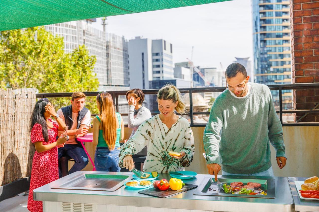 Yha Melbourne Central Екстериор снимка